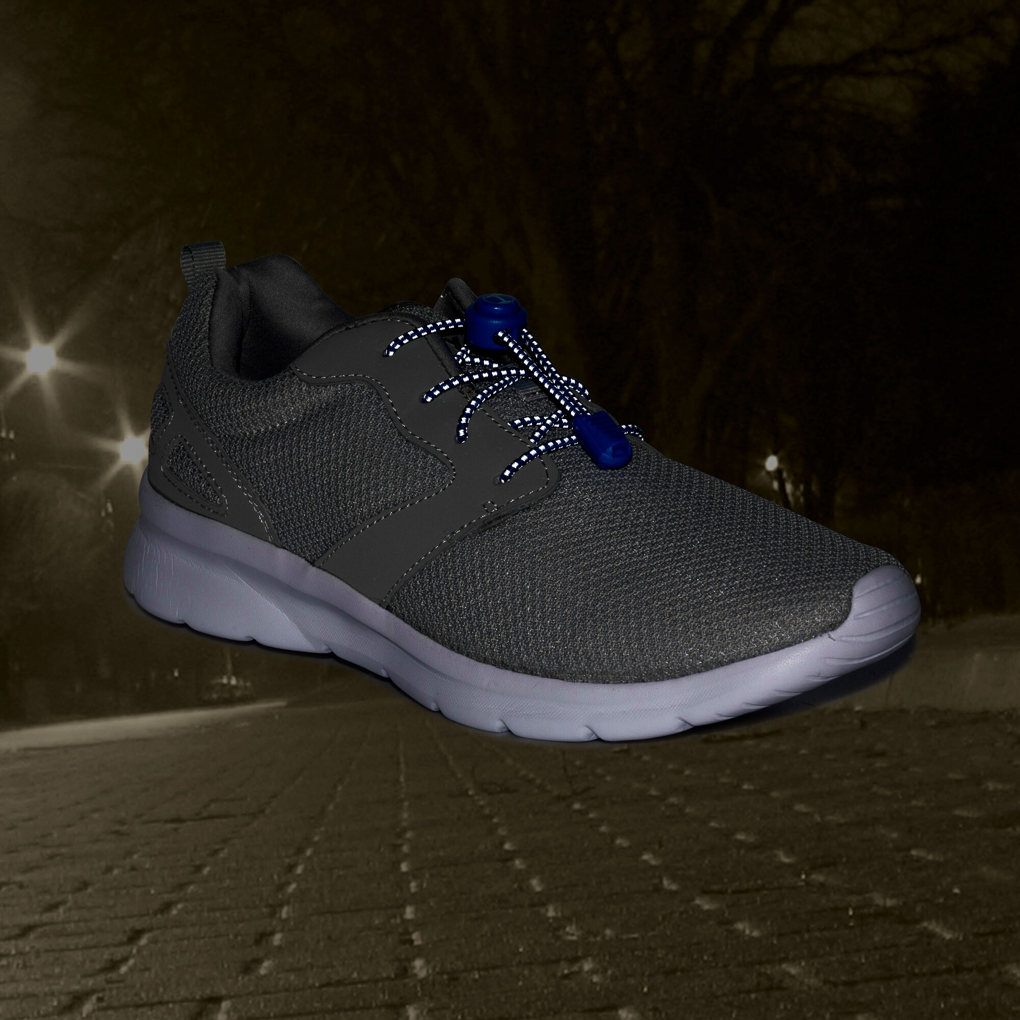 funnytree-elastische-schnuersenkel-speed-locks-super-reflective-blau-schuh-nacht funnytree-elastische-schnuersenkel-speed-locks-super-reflective-blau-schuh-nacht